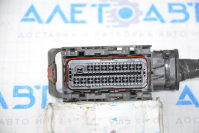 Фишка на блок ECU компьютер двигателя Chevrolet Equinox 10-12 черная