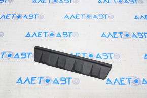 Capacul pragului din spate dreapta exterior Chevrolet Equinox 10-17 negru.