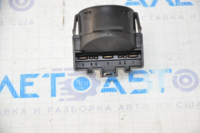 Blocarea contactelor de aprindere Ford Fusion mk5 13-20