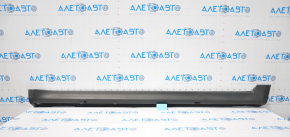 Порог правый Subaru b9 Tribeca 06-07 структура под подсветку, царапины