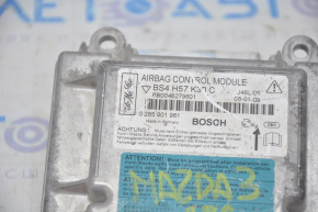 Modulul computerizat al airbag-urilor SRS pentru pernele de aer Mazda3 2.3 03-08 pentru reprogramare.