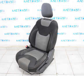 Scaun șofer Jeep Cherokee KL 14-18 fără airbag, manual, material textil, negru cu inserții gri.