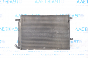 Radiatorul condensatorului de aer condiționat pentru Jeep Cherokee KL 14-18 este lovit