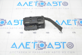 Фишка на блок ECU компьютер двигателя VW Jetta 11-18 USA 2.0 1.4Т малая