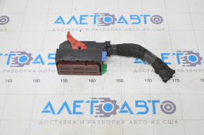 Фишка на блок ECU компьютер двигателя Jeep Patriot 11-17 коричневая