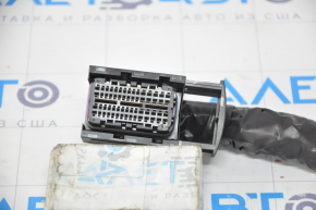 Фишка на блок ECU компьютер двигателя Audi A4 B8 08-16 2.0T малая