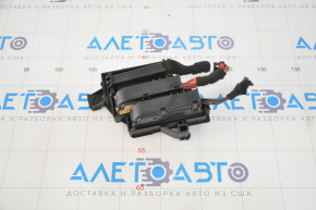 Cablu subcapotă mic cu bloc de siguranțe dreapta pentru Audi A4 B8 08-16