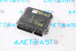 Modulul ECU al motorului Lexus CT200h 11-17 are cipuri deteriorate, afectate de o fisură