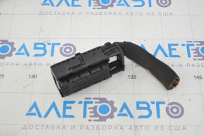 Фишка на блок ECU компьютер двигателя VW Jetta 11-18 USA 1.4T hybrid, большая