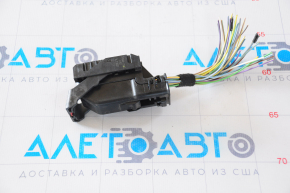 Фишка на HYBRID POWERTRAIN CONTROL Chevrolet Volt 11-15 серая