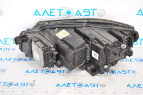 Far dreapta față VW Passat b8 16-19 USA complet cu LED-uri