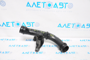 Furtun de aer stânga mediu VW Passat b8 16-19 SUA 1.8T, 2.0T plastic.