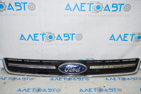 Решетка радиатора grill Ford Escape MK3 13-16 дорест с эмблемой Titanium