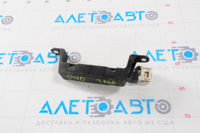 Антенна smart key Toyota Prius V 12-17