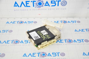 Body Control Module Toyota Prius 30 10-13 с блоком предохранителей подторпедным, надломан корпус