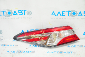 Lampa exterioară aripă stângă Toyota Camry v70 18-