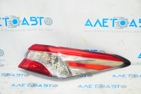 Lampa exterioară aripă dreaptă Toyota Camry v70 18-