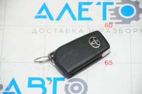 Ключ Toyota Camry v70 18-24 раскладной, 4 кнопки, царапины