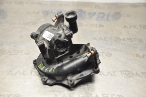 Corpul termostatului VW Passat b8 16-19 1.8T gol