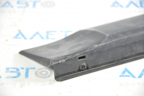 Capac usa spate inferioara stanga Subaru Outback 15-19 este zgariata.