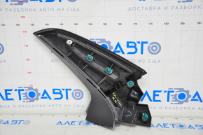 Спойлер двери багажника правый Subaru Outback 20-23