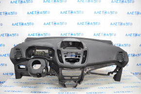 Torpedo panoul frontal cu AIRBAG Ford Escape MK3 17-19 restilizat, negru, zgârietură.