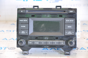 Radio-casetofon Hyundai Sonata 15-17 cu ecran mic, crom util pe butoane.