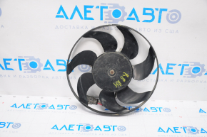 Ventilatorul de răcire dreapta pentru VW Passat b8 16-19 USA este mic, nu există fragment.