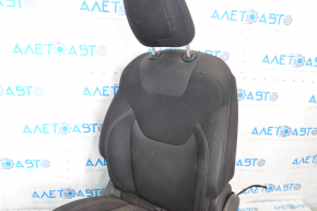 Scaun pasager Jeep Cherokee KL 14-18 fără airbag, manual, material textil negru, necesită curățare chimică.