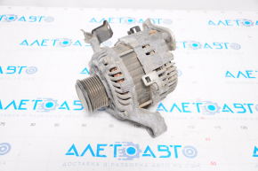 Generatorul Honda Accord 13-17 2.4 zumzăie.