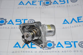 Corpul termostatului asamblat pentru Infiniti Q50 14- 3.7, 3.5