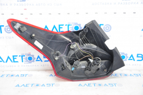 Lampa dreapta Ford Focus mk3 15-18 restilizat 5 uși halogen