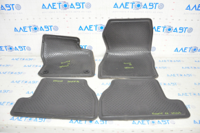 Set de covorașe pentru interiorul mașinii Ford Focus mk3 11-18, material textil, culoare neagră.