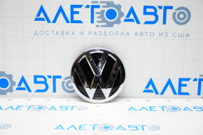 Эмблема решетки радиатора VW Jetta 19- новый OEM оригинал