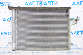 Radiatorul condensatorului de aer condiționat Ford Escape MK3 13-19 1.6T 2.5 este zdrobit