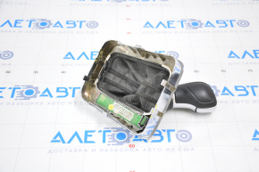 Ручка АКПП с накладкой шифтера VW Tiguan 09-17 кожа черная, хром накладка, царапины на коже, сломаны крепления