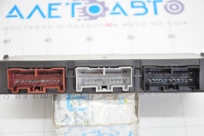 Fuse box Ford Explorer 16-19 топляк