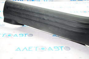 Capac prag fata stanga Jeep Cherokee KL 14- negru, uzat