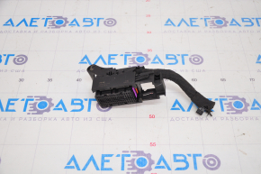 Фишка на блок ECU компьютер двигателя левая VW Jetta 11-18 USA 1.8T