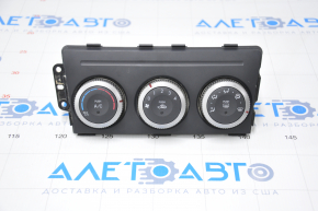 Controlul climatizării Mazda6 09-13 este șters.