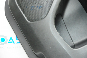 Capacul usii spate dreapta Nissan Pathfinder 13-20 negru cu insertie neagra, material textil, cotiera textila, zgarieturi