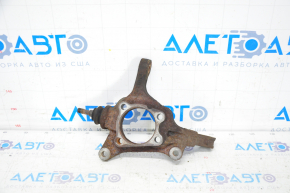 Capacul frontal stânga Subaru Forester 14-18 SJ ruginit, cu urme de lovire, șurub îndoit.