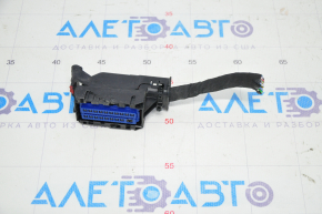 Фишка на блок ECU компьютер двигателя Chevrolet Volt 16- синяя