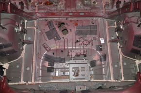 Capacul portbagajului Chevrolet Volt 16- pe caroserie