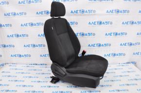 Пассажирское сидение Ford Focus mk3 15-18 рест, без airbag, механич, тряпка черн, топляк