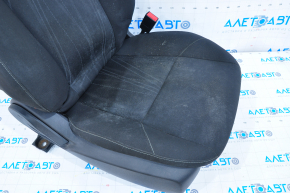 Scaun de pasager Ford Focus mk3 15-18 restilizat, fără airbag, manual, material textil negru, încălzit