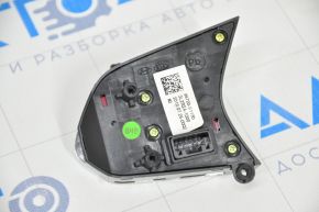 Butonul de control de pe volanul drept al Hyundai Santa FE 19-20.