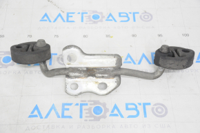 Крепление банки левое Lexus GS300 GS350 GS430 GS450h 06-11