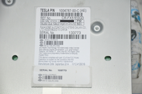 Спутниковое радио Tesla Model S 12-