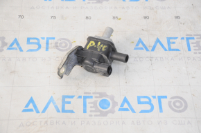 Solenoid vid de vidare Toyota Prius V 12-17